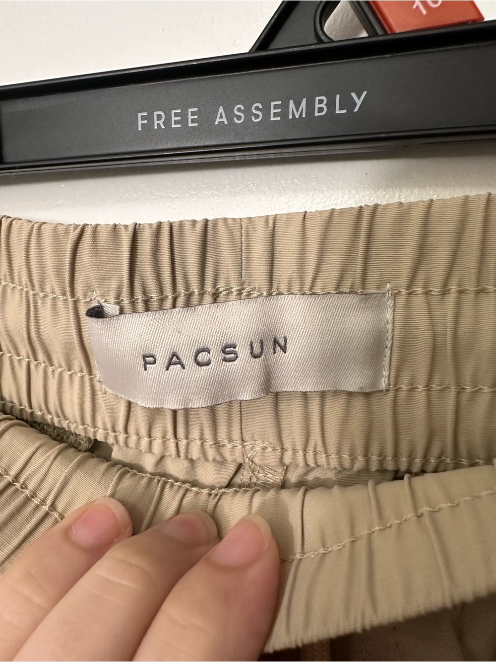 PacSun Men's Tan Baggy Cargo Pants with Flap Pockets Size M - Picture 6 of 9